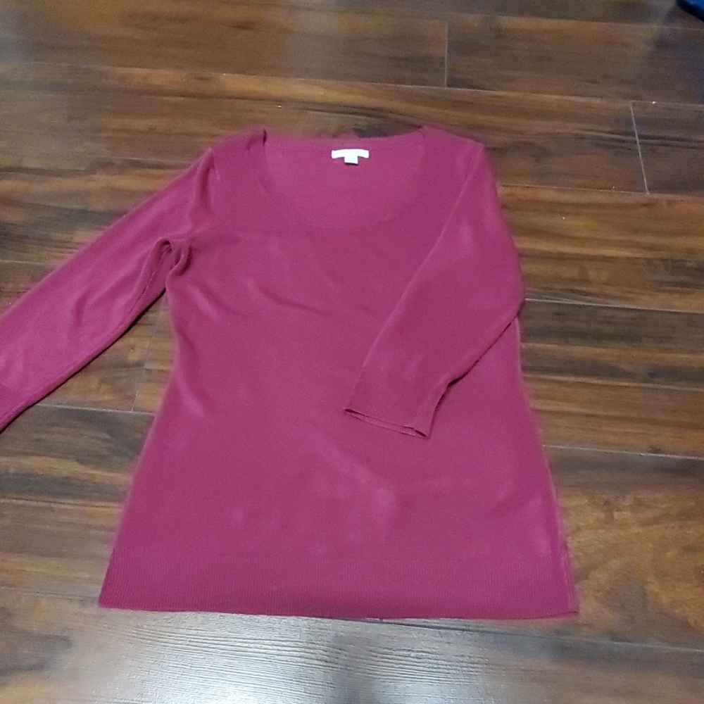 New York and Company 3/4 sleeve sweater
